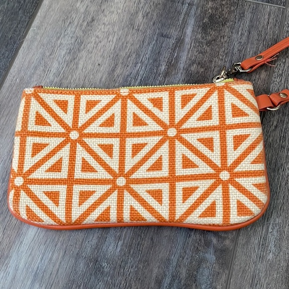 Spartina rust & green Aztec print wristlet - Picture 4 of 7